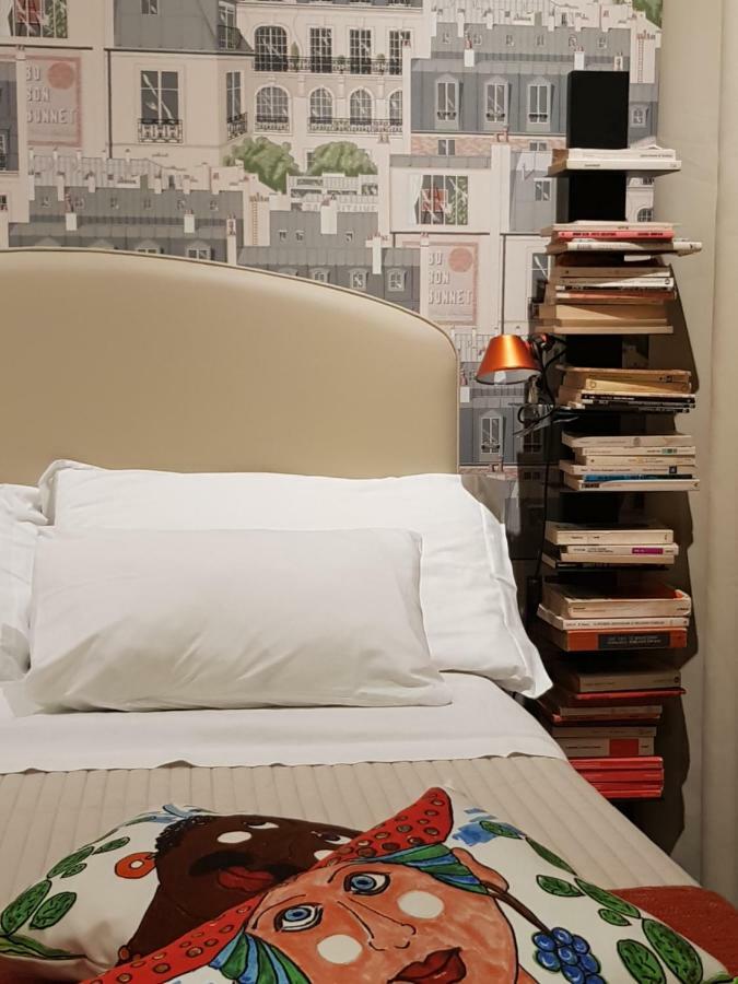 Small Double Room Balcony,1048795561:JPEG