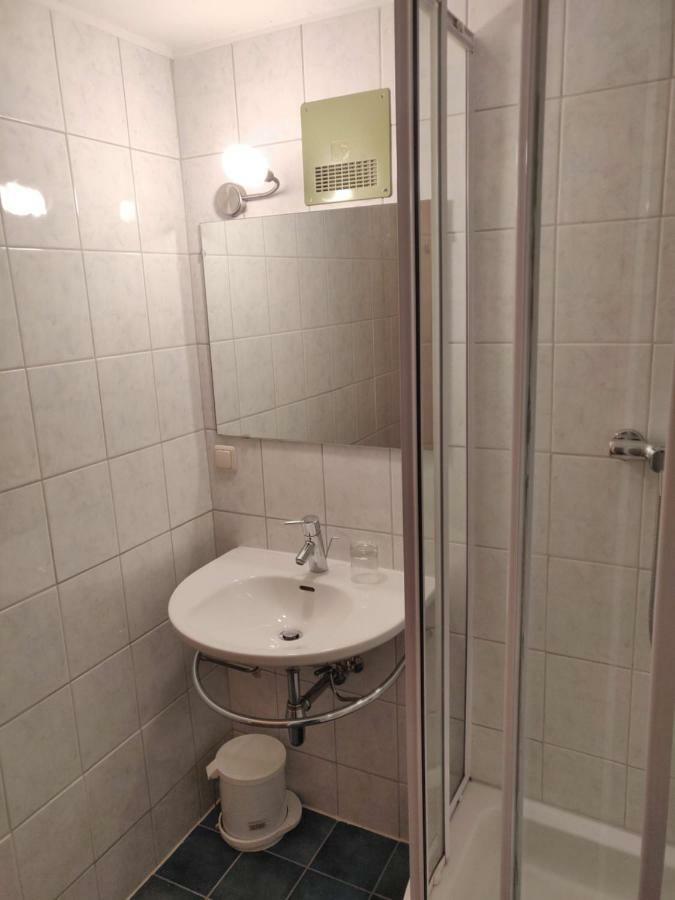 Triple Room,902090353:JPEG