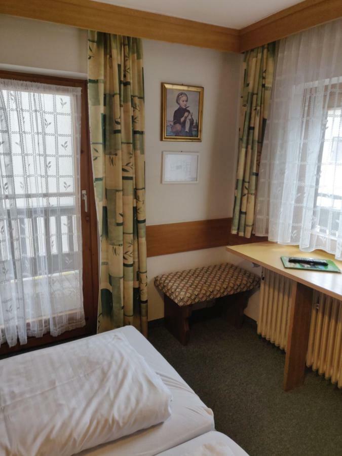 Double or Twin Room Balcony,902090104:JPEG