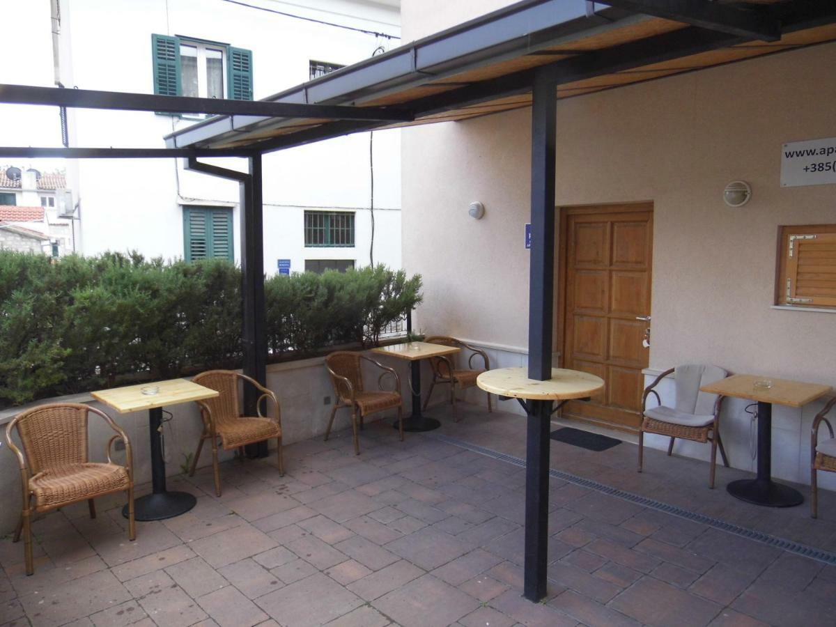Studio Patio