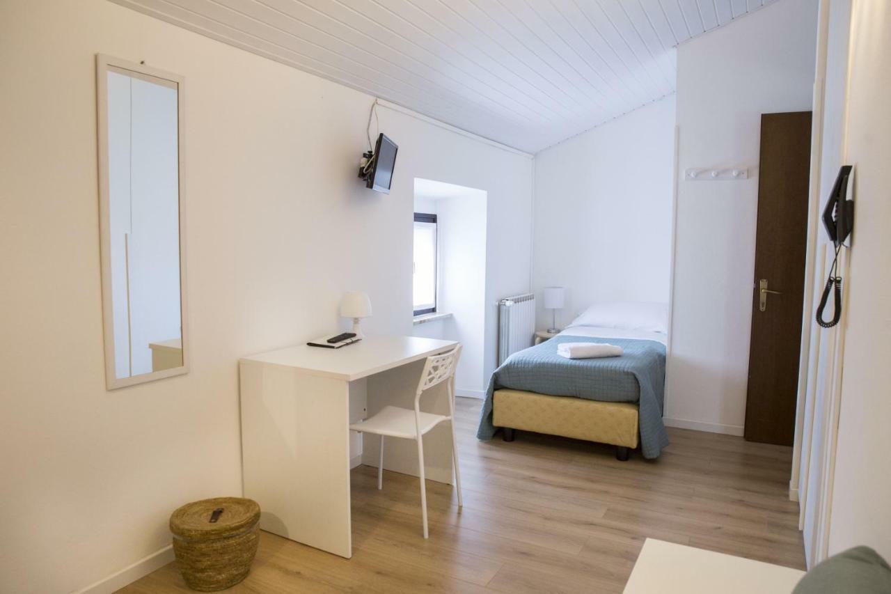 Large Single Room