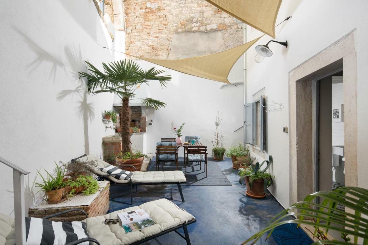 Apartment Terrace,903712600:JPEG