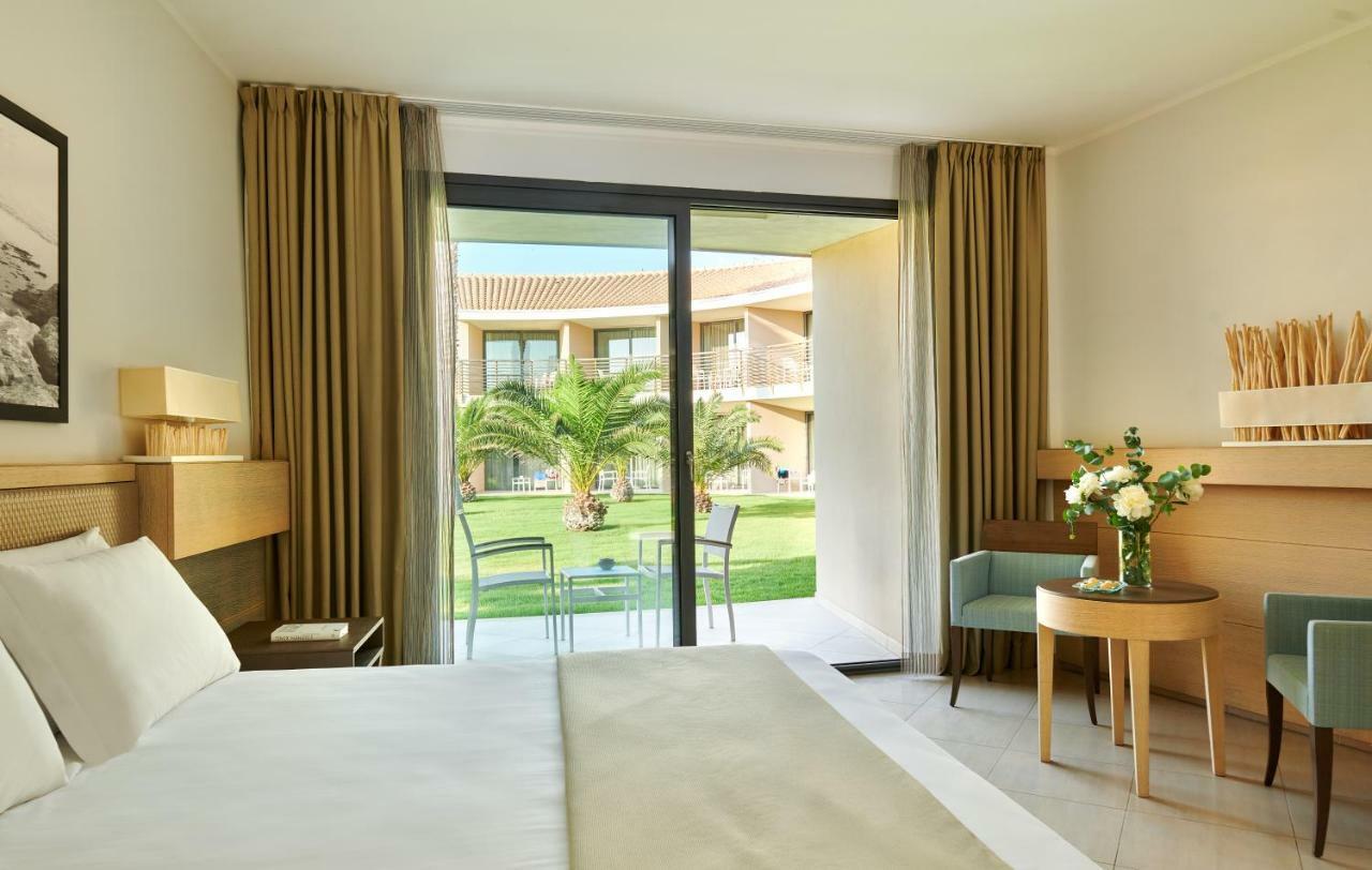 Classic Double Room with Garden View and Spa Access,1038784366:JPEG