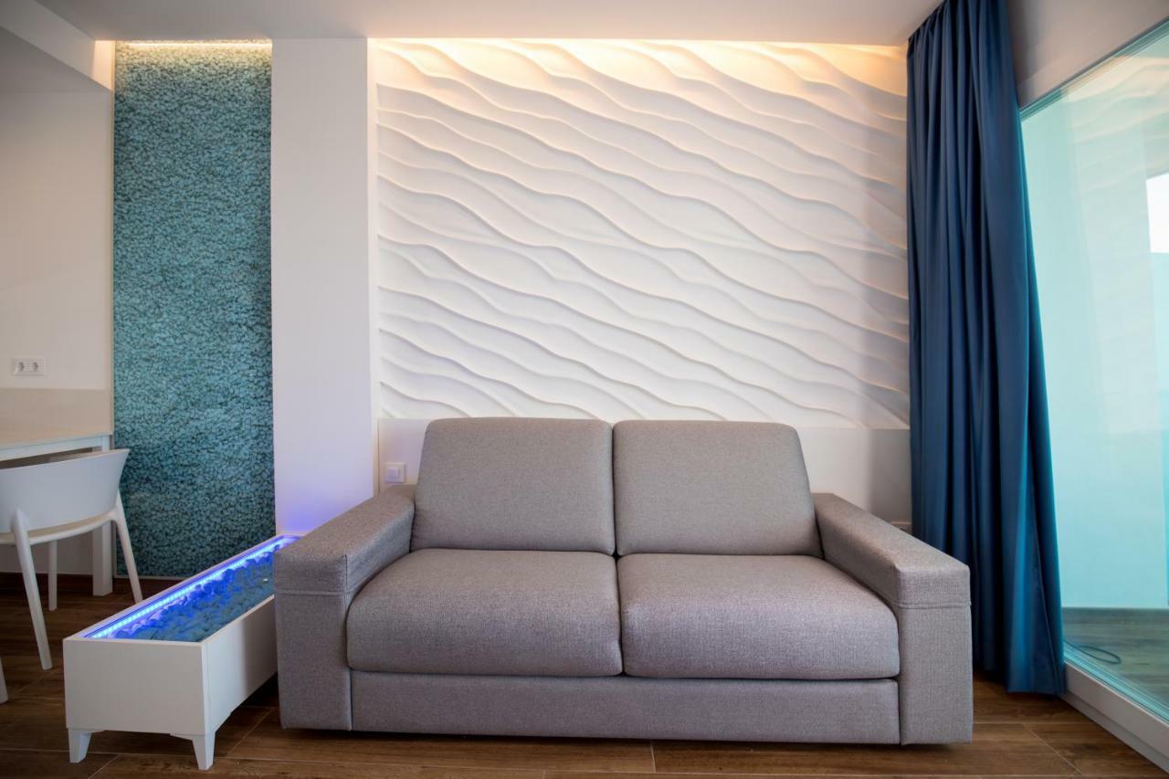 One-Bedroom Apartment with bathroom for disabled,905860453:JPEG
