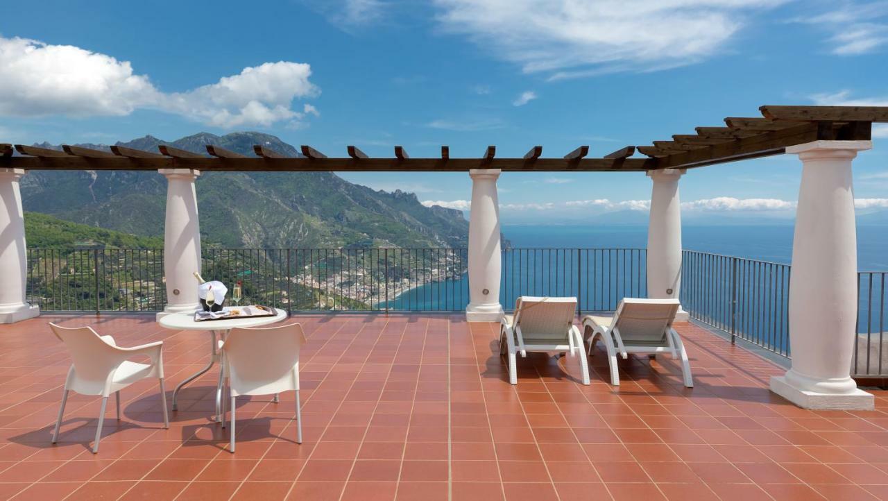 Deluxe Suite Sea View
