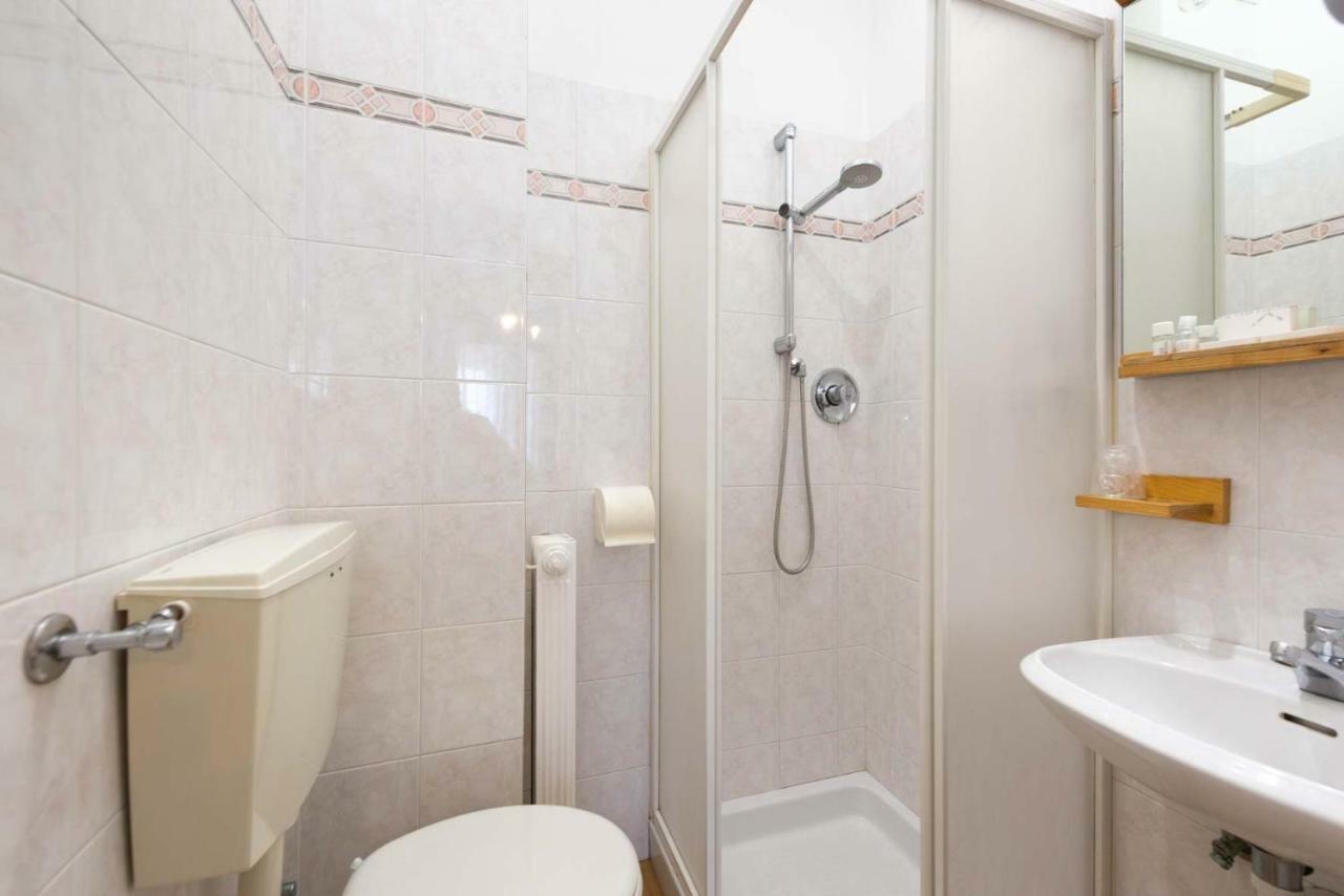 Small Single Room