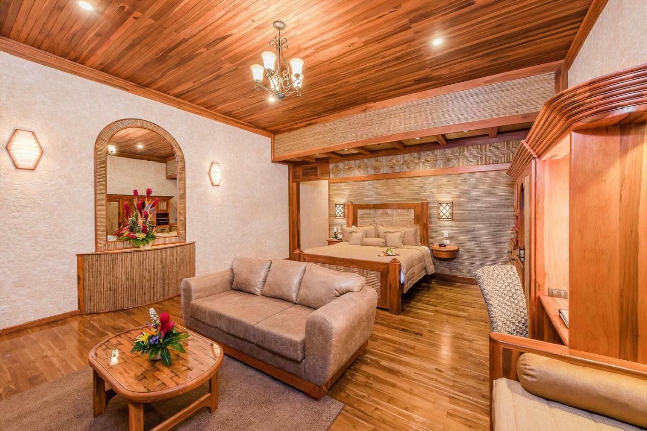 Vista Grande Guest Room