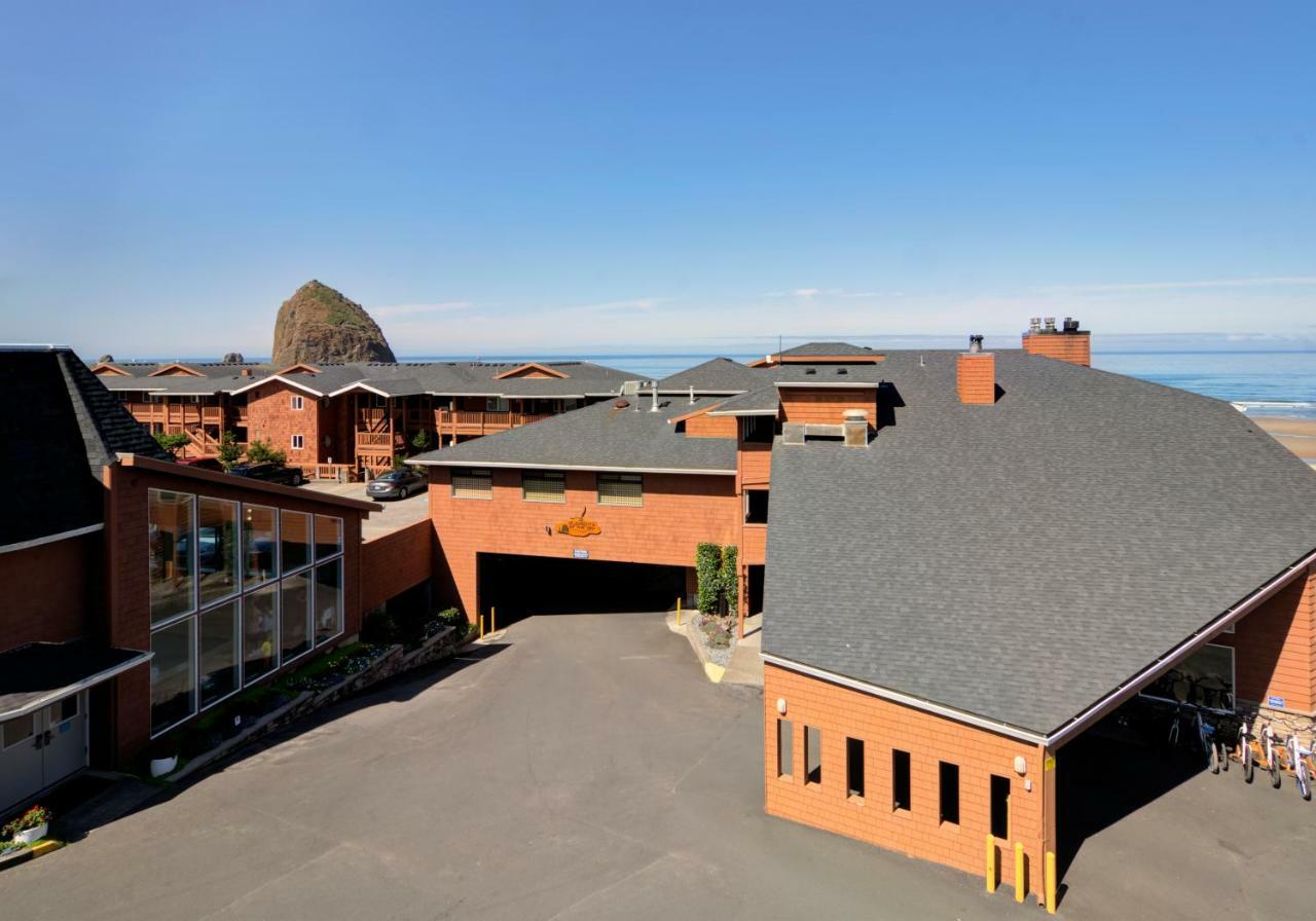 Pet Friendly NW Partial View Queen