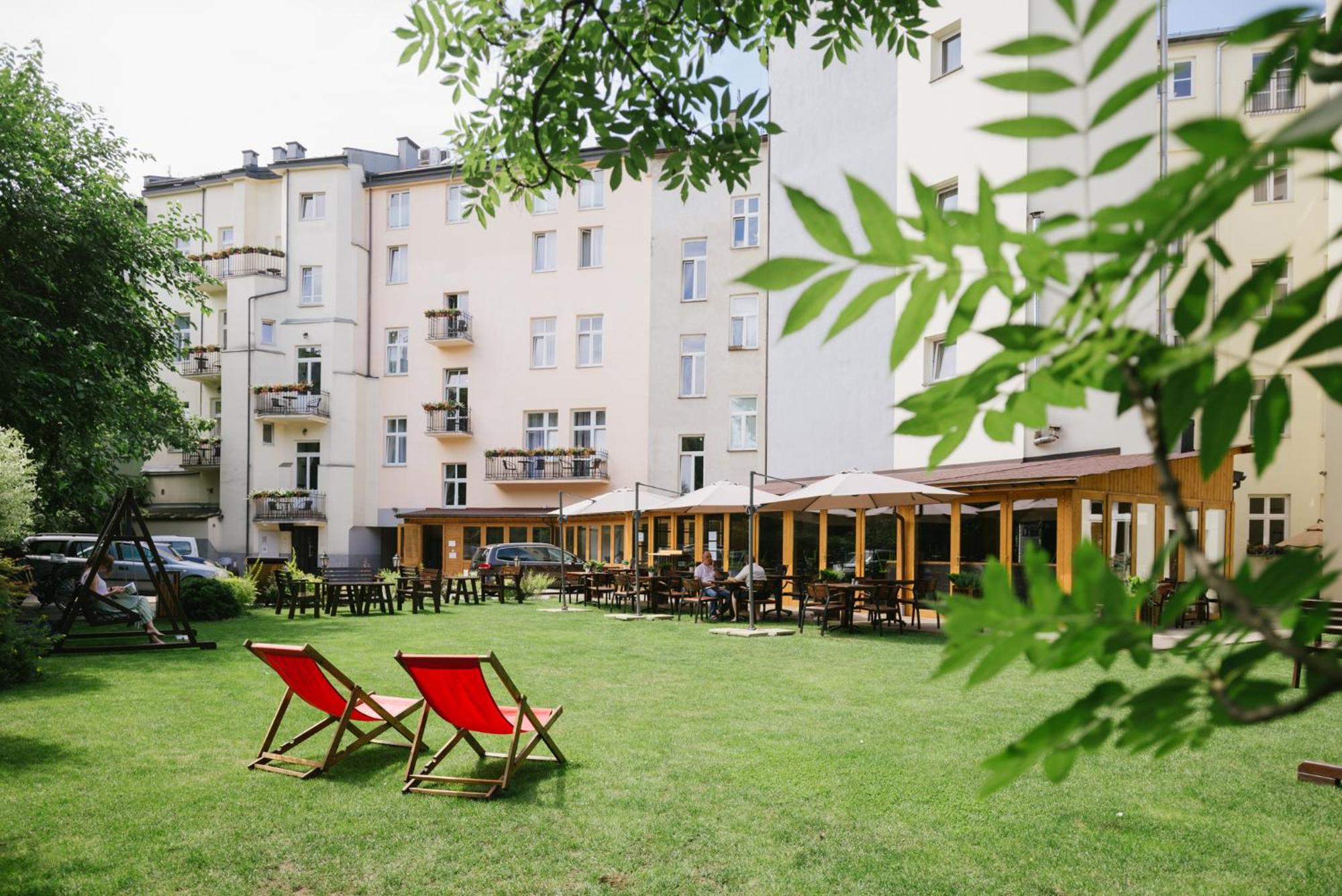 Double Courtyard View