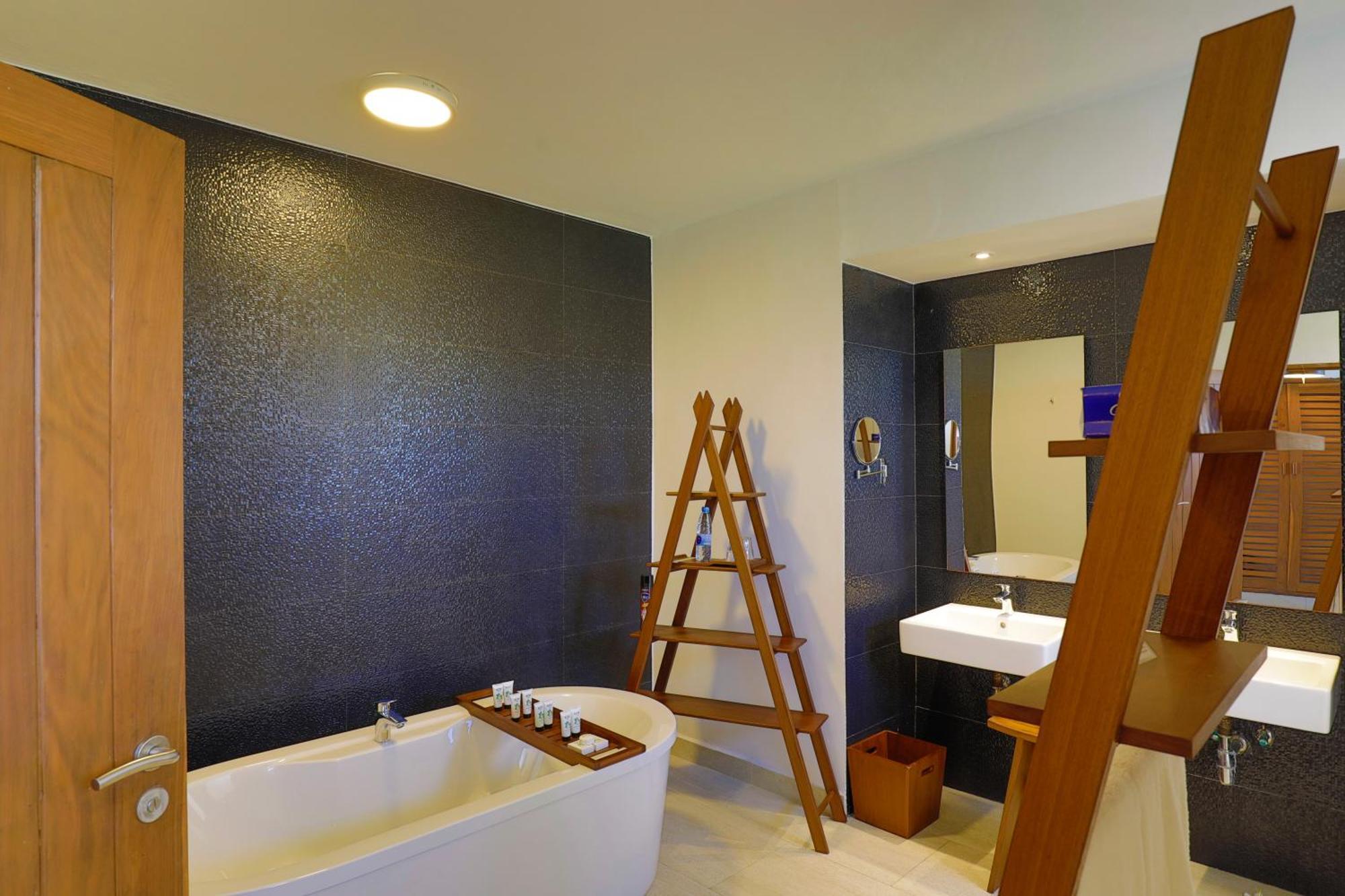 Ocean Suite