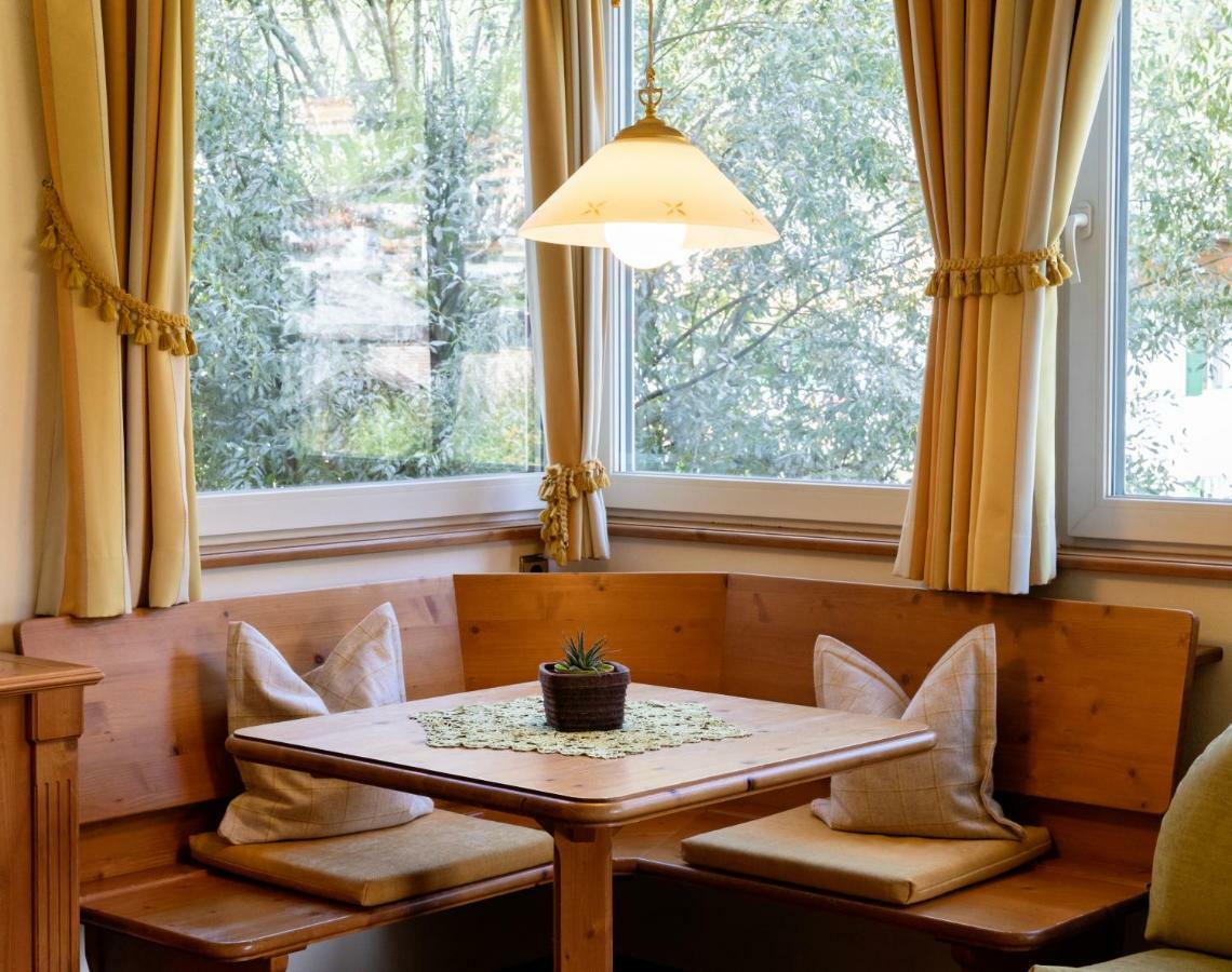 Large One-Bedroom Apartment
