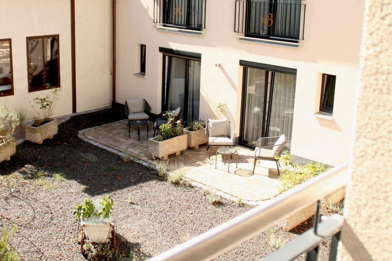 Single Room french balcony