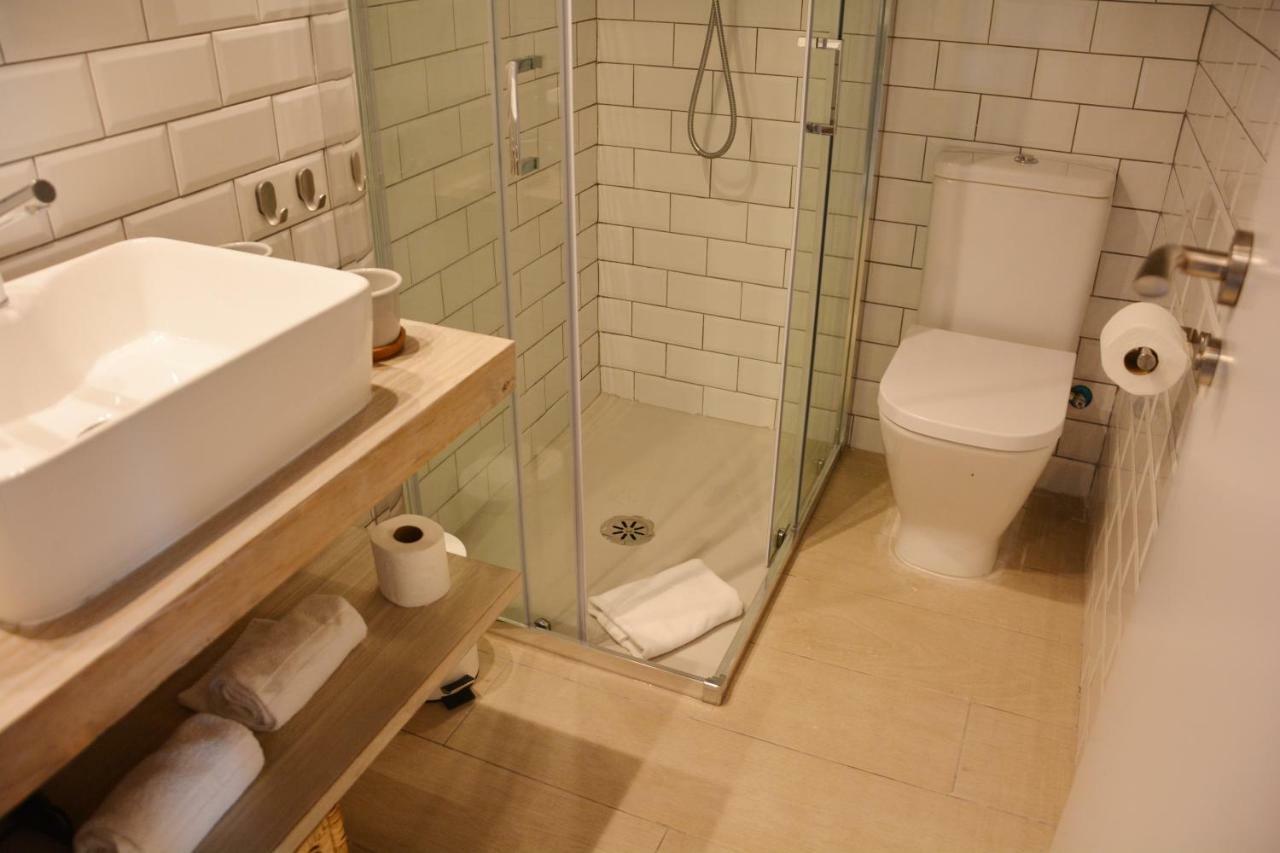 Triple Room,831032084:JPEG