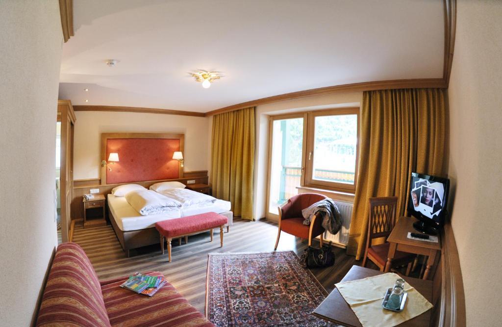Double or Twin Room Balcony,37593706:JPEG