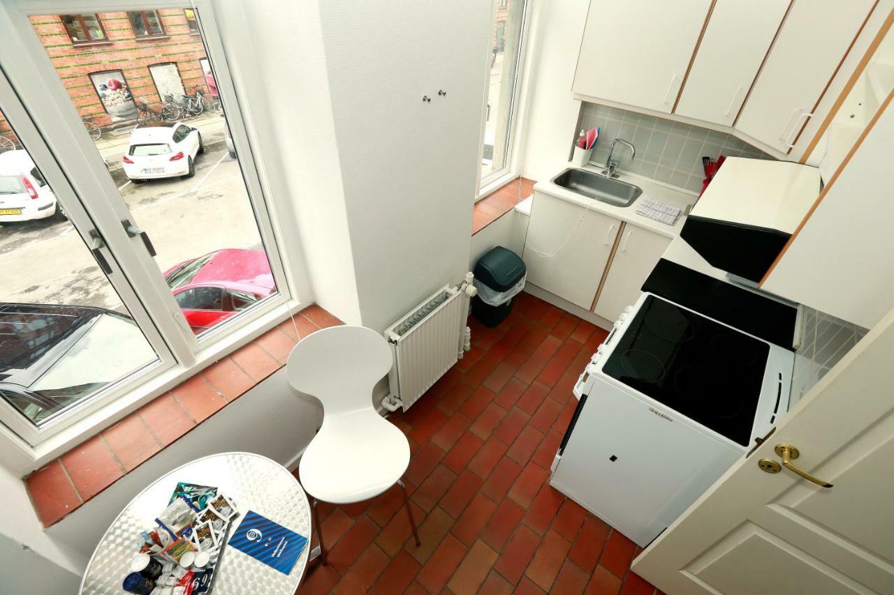 Two-Bedroom Apartment without Living Room