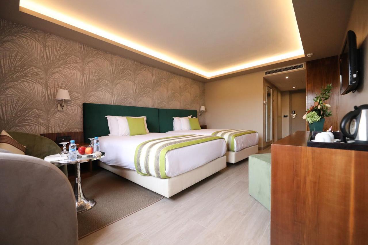 Premium Room Twin Beds Balcony Pool View,969632317:JPEG