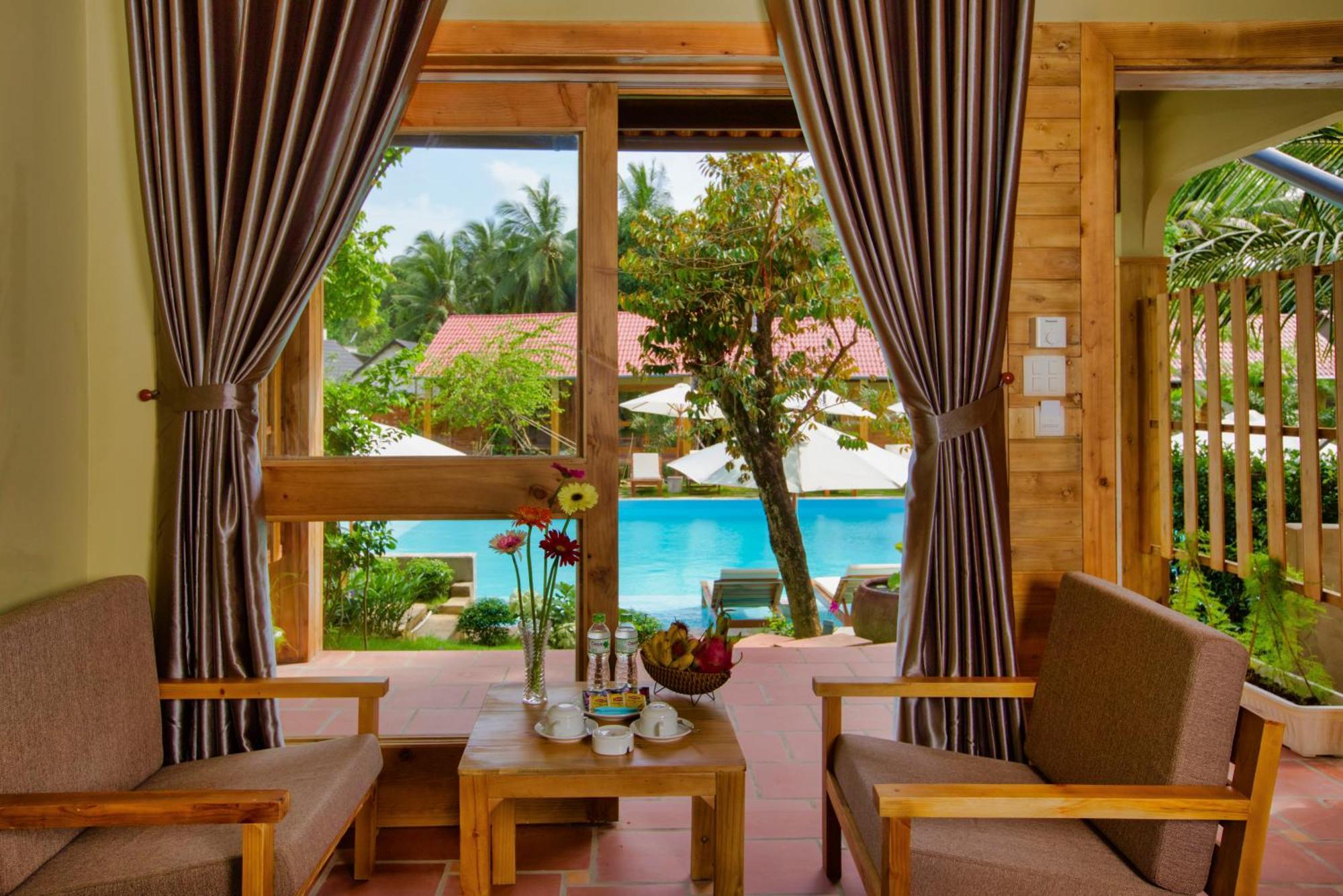 Deluxe Bungalow Garden View