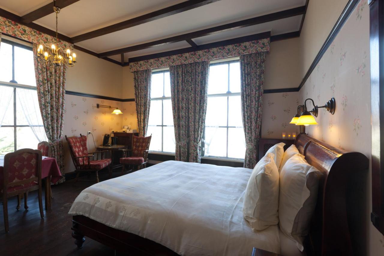 Rose Room