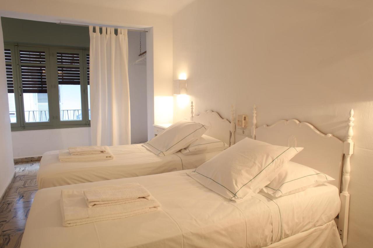 Standard Twin Room Balcony
