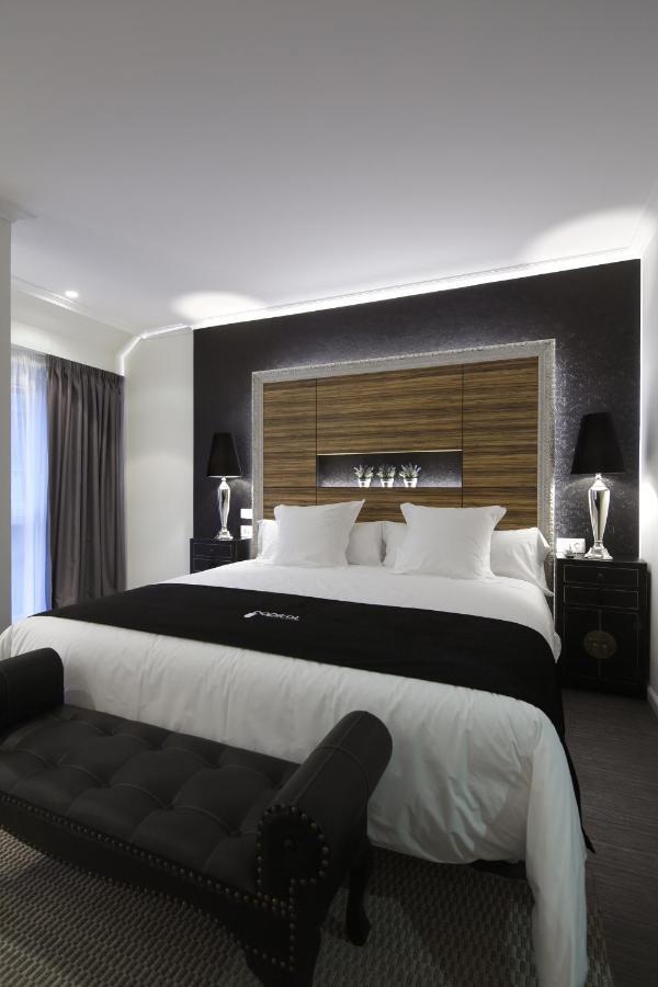 Superior King Room,711771118:JPEG