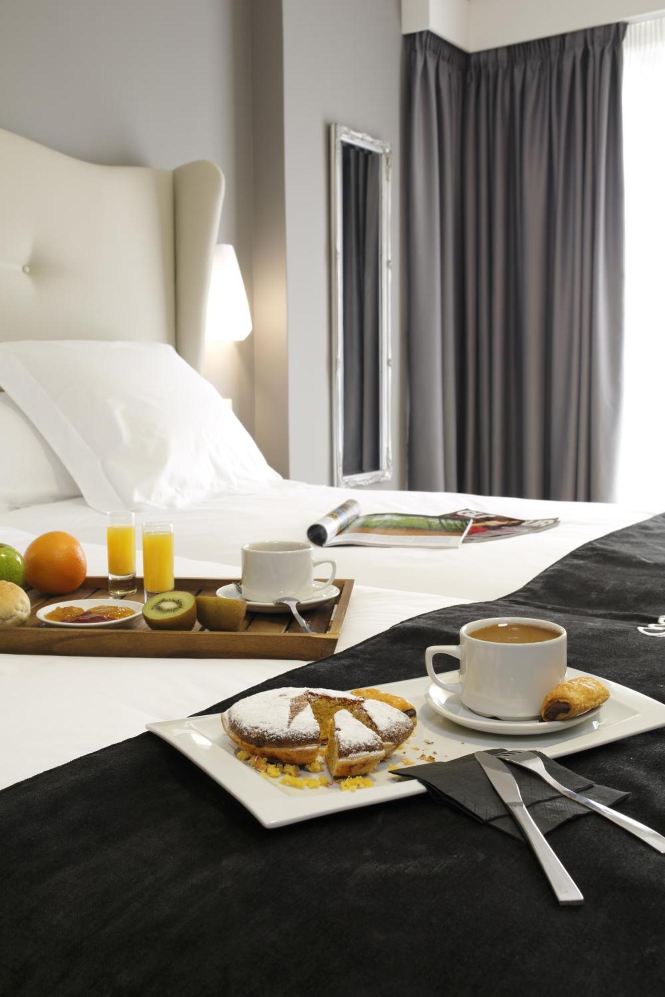 Double or Twin Room,1307528002:JPEG