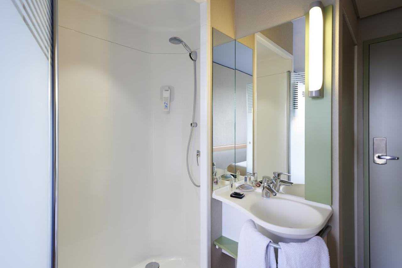 Triple Room,1756471430:JPEG