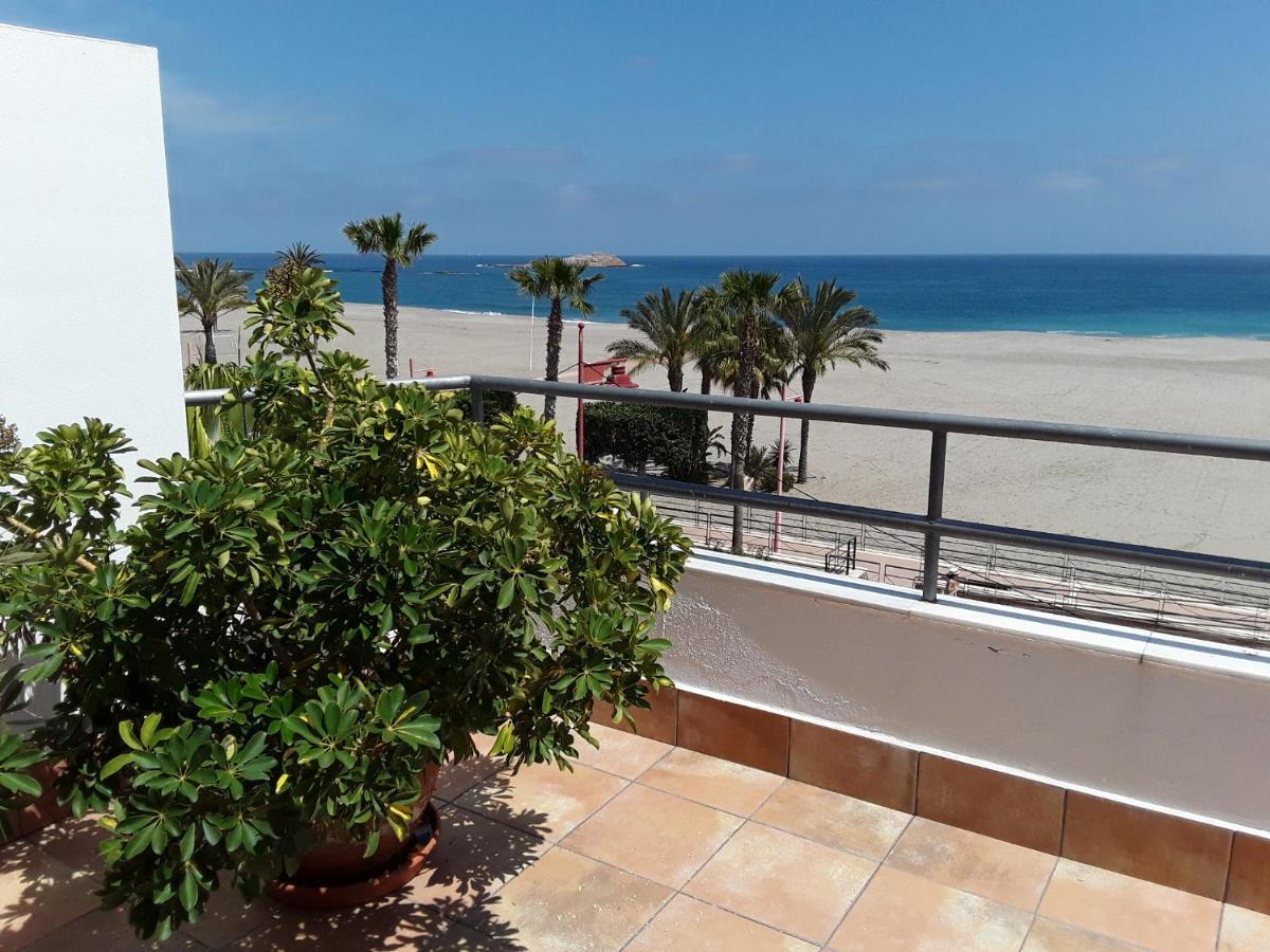 Standard Twin Room Sea View