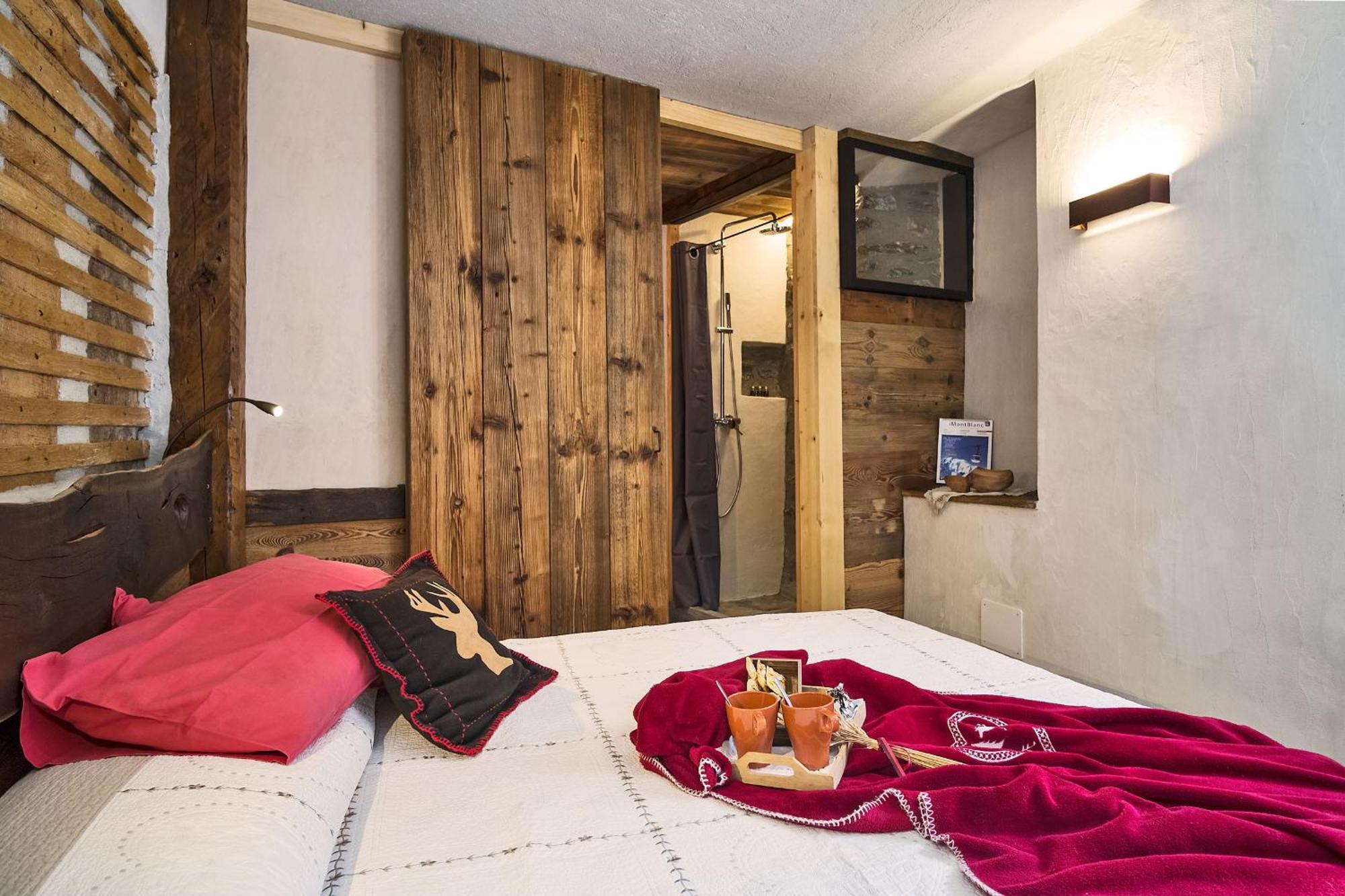 Double Room Mountain View