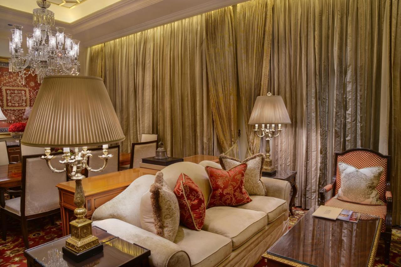 Maharaja Suite Plunge Pool Airport Transfers & Lounge Access including cocktail hours,927515833:JPEG