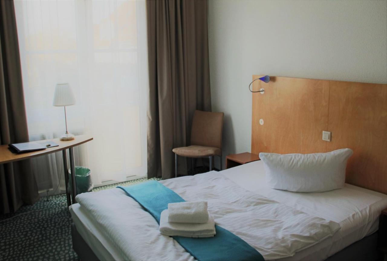 Standard Single Room,925838569:JPEG