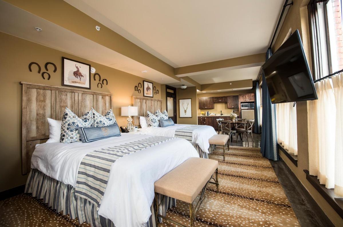 Deluxe Queen Room Two Queen Beds
