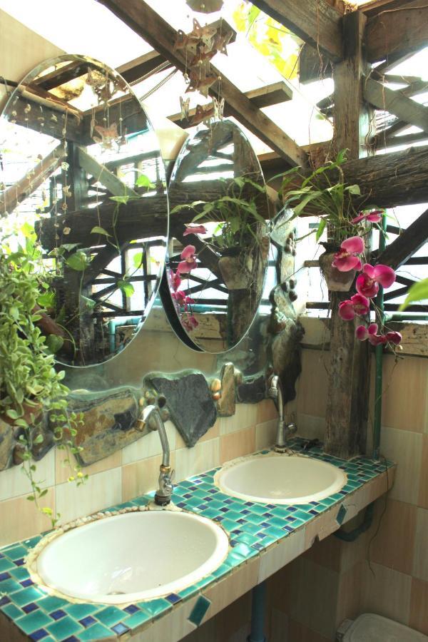 Budget Single Room,926412367:JPEG
