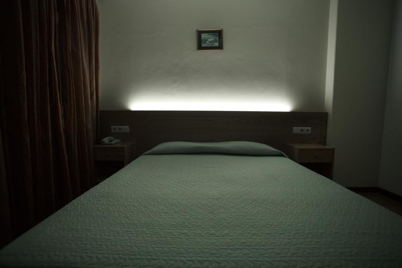 Double Room,926522806:JPEG