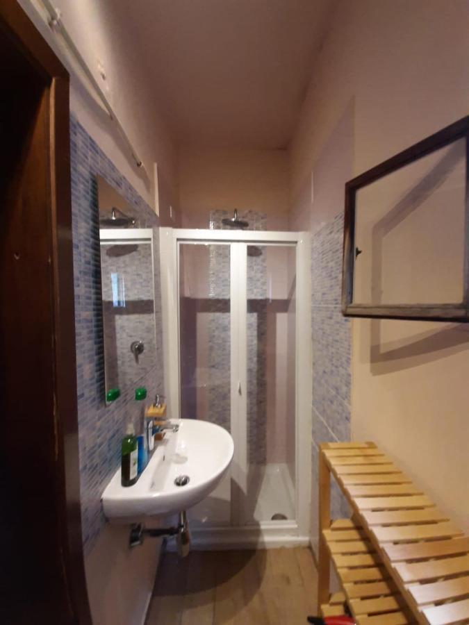 Double or Twin Room Private Bathroom