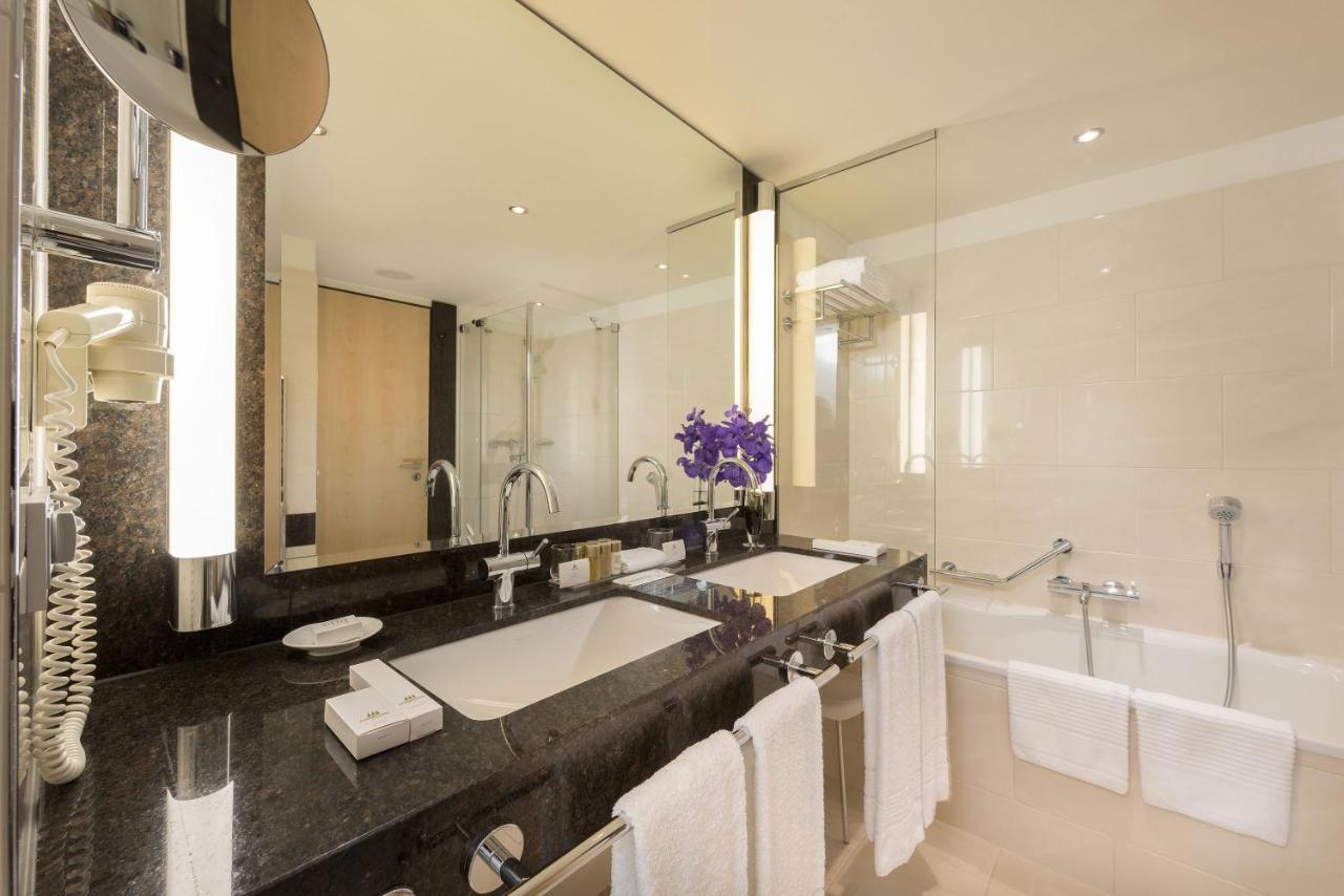 Junior Suite (2 Adults),966283069:JPEG