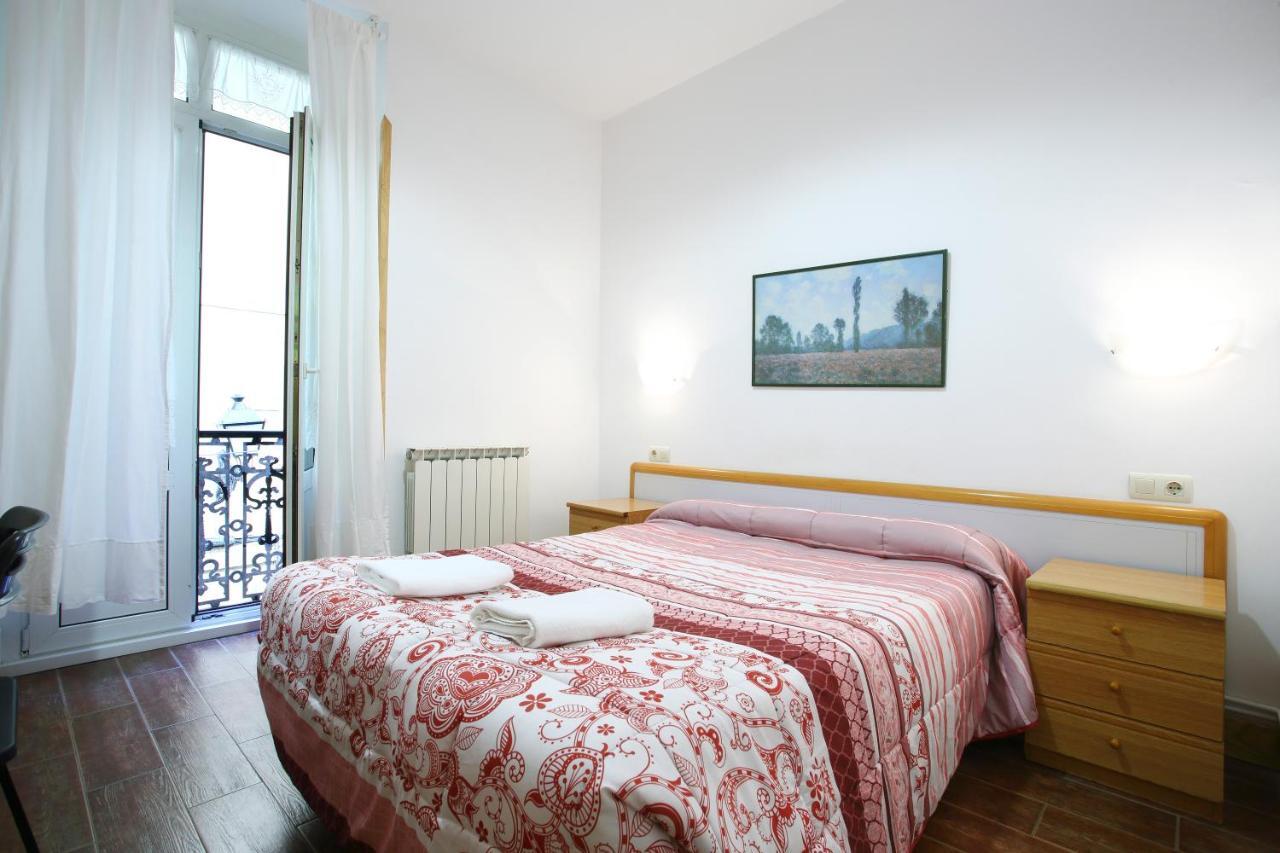 Chambre Double avec Salle de Bains Commune