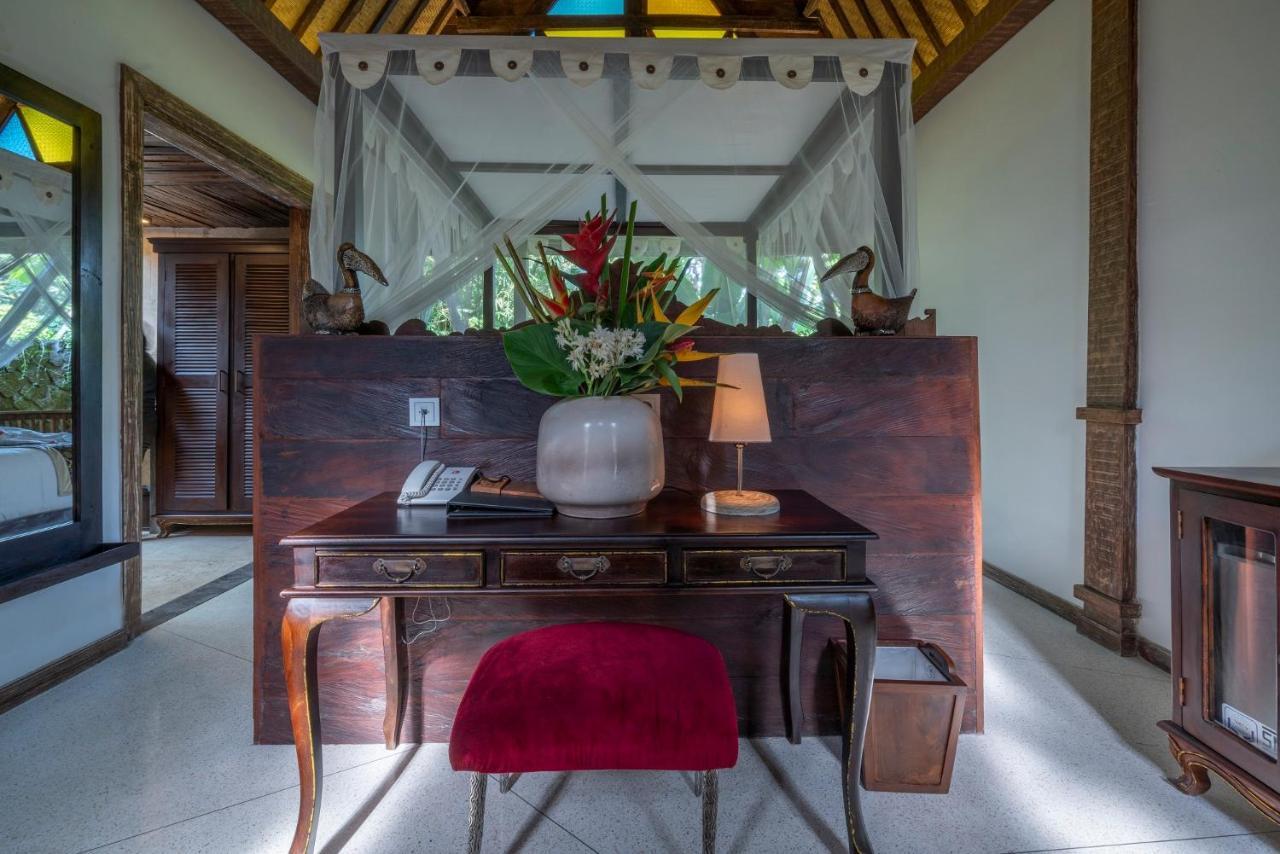 Ethnic One-Bedroom Villa Balcony
