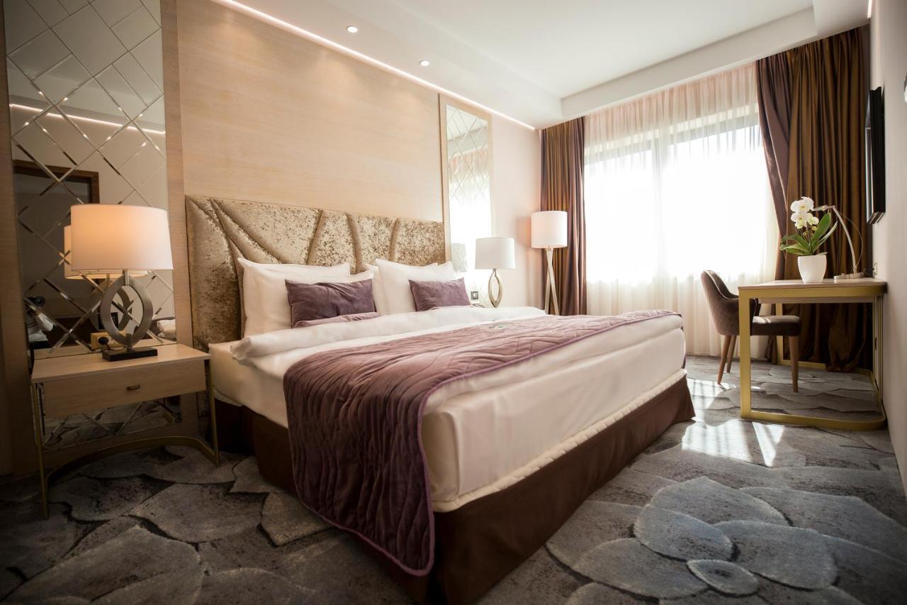 Superior King Suite,929608573:JPEG