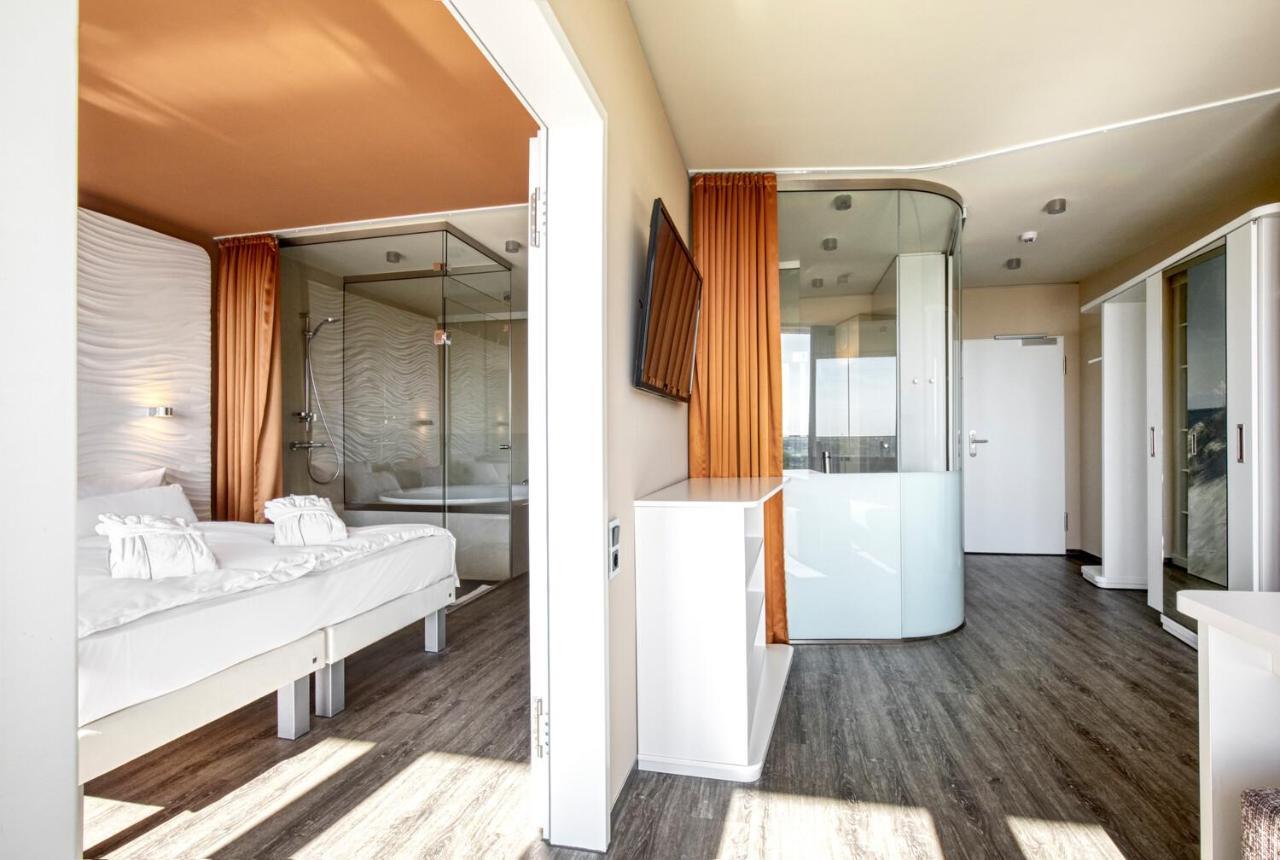Suite seitlicher Meerblick mit Balkon