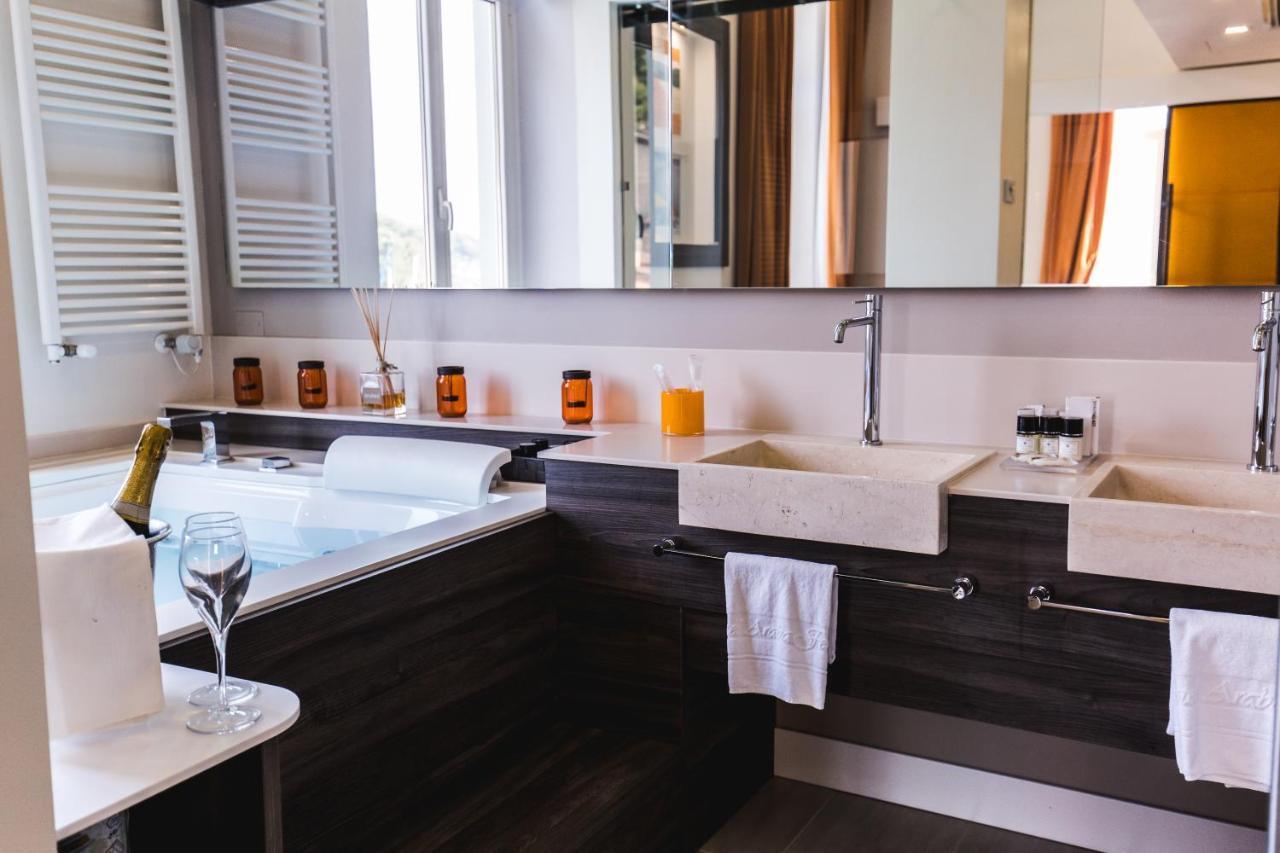 Suite Spa Bath