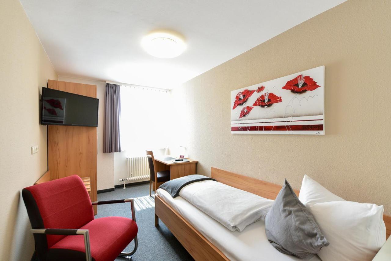 Single Room Standard,930848377:JPEG