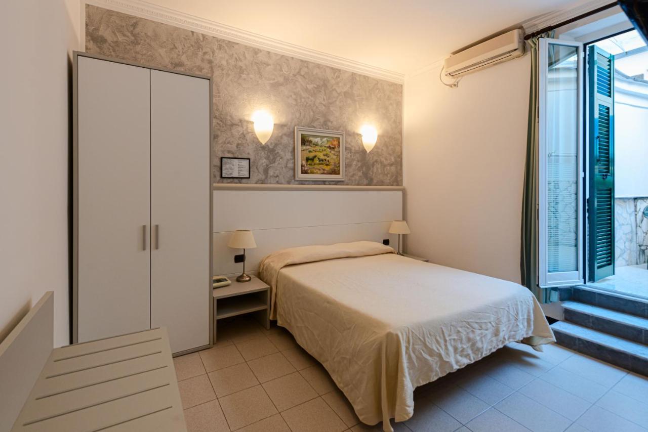 Double or Twin Room,931520728:JPEG