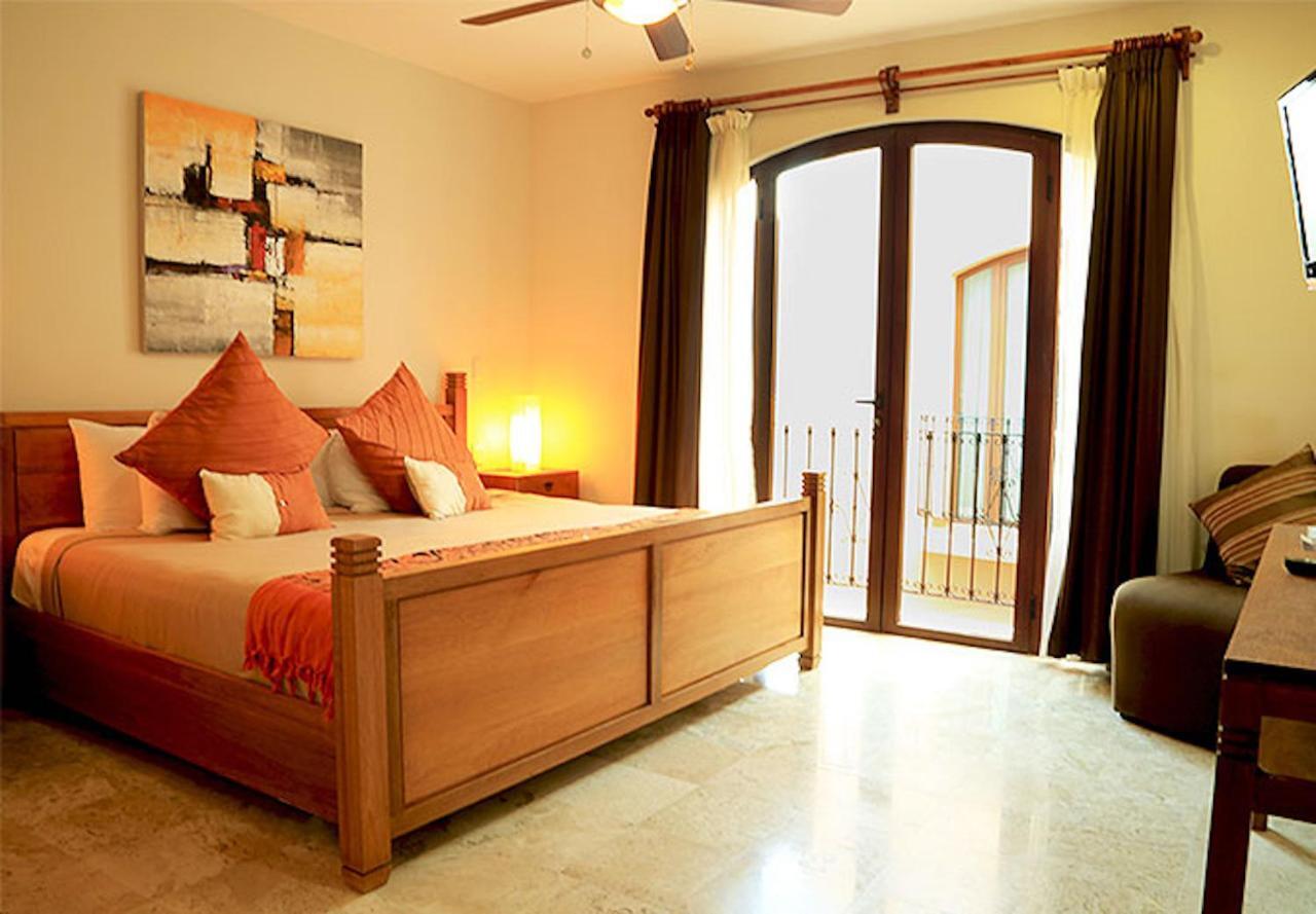 One-Bedroom Master King Suite Non-Smoking