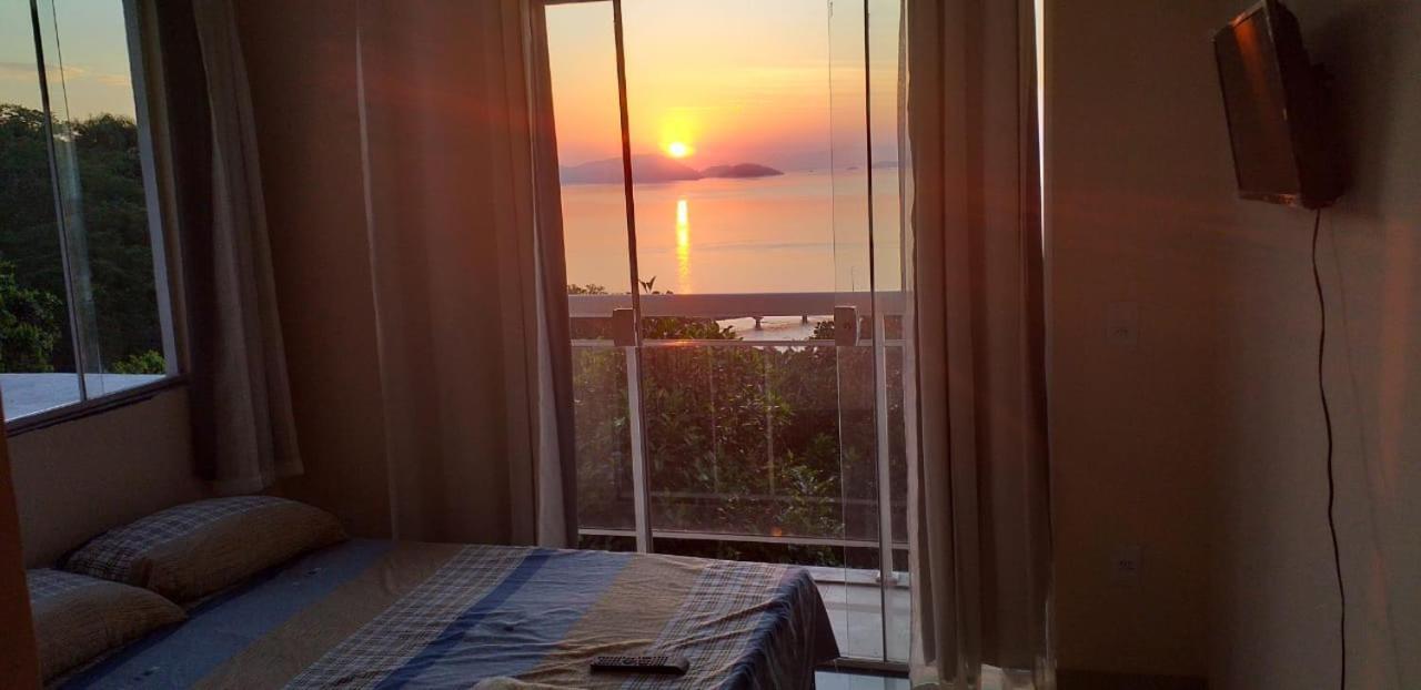 Deluxe Double or Twin Room Sea View