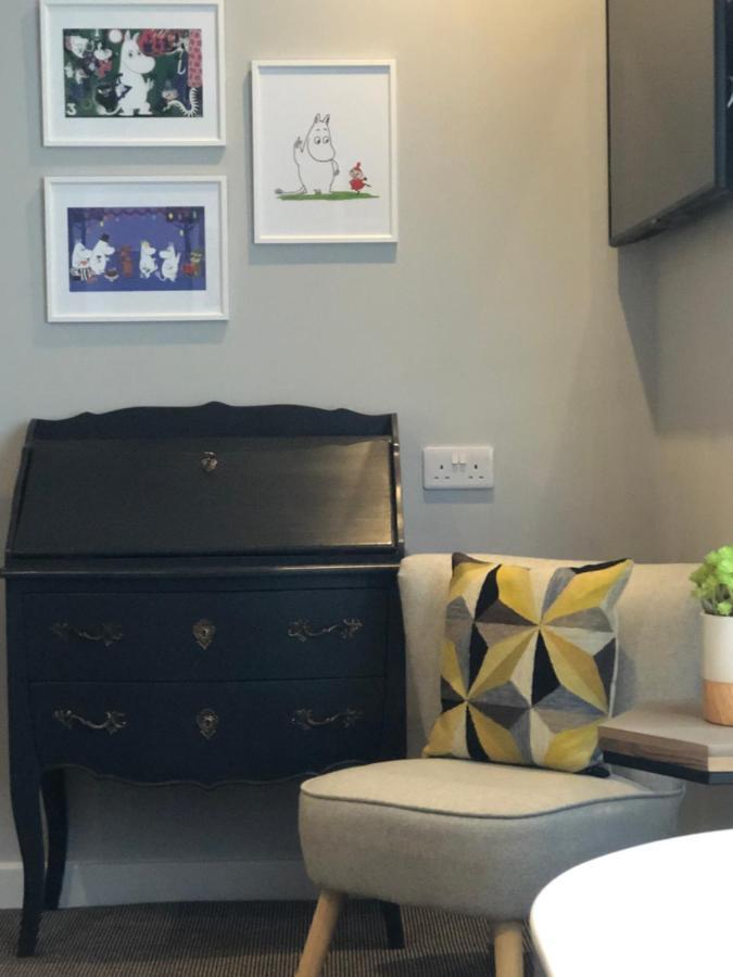 Junior Bay Suite