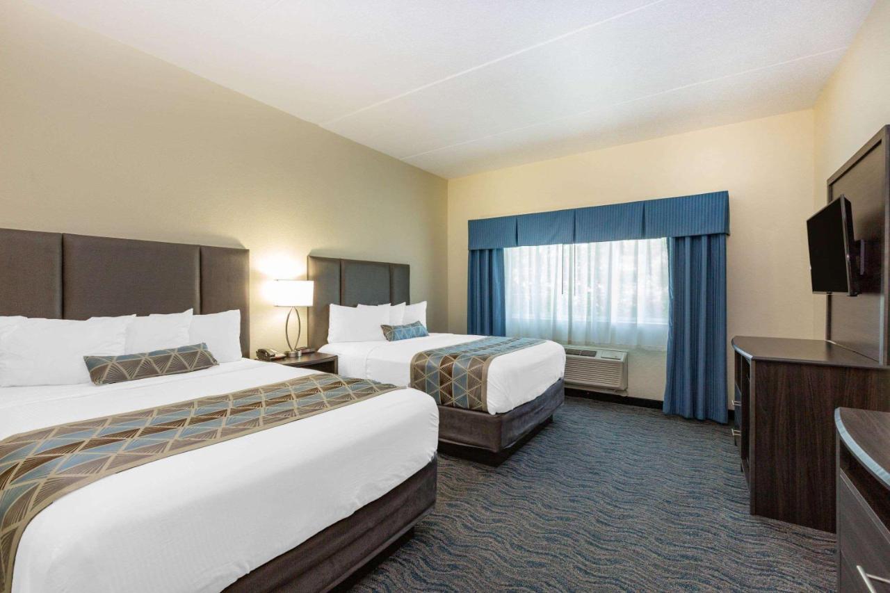 Queen Room Two Queen Beds Non-Smoking