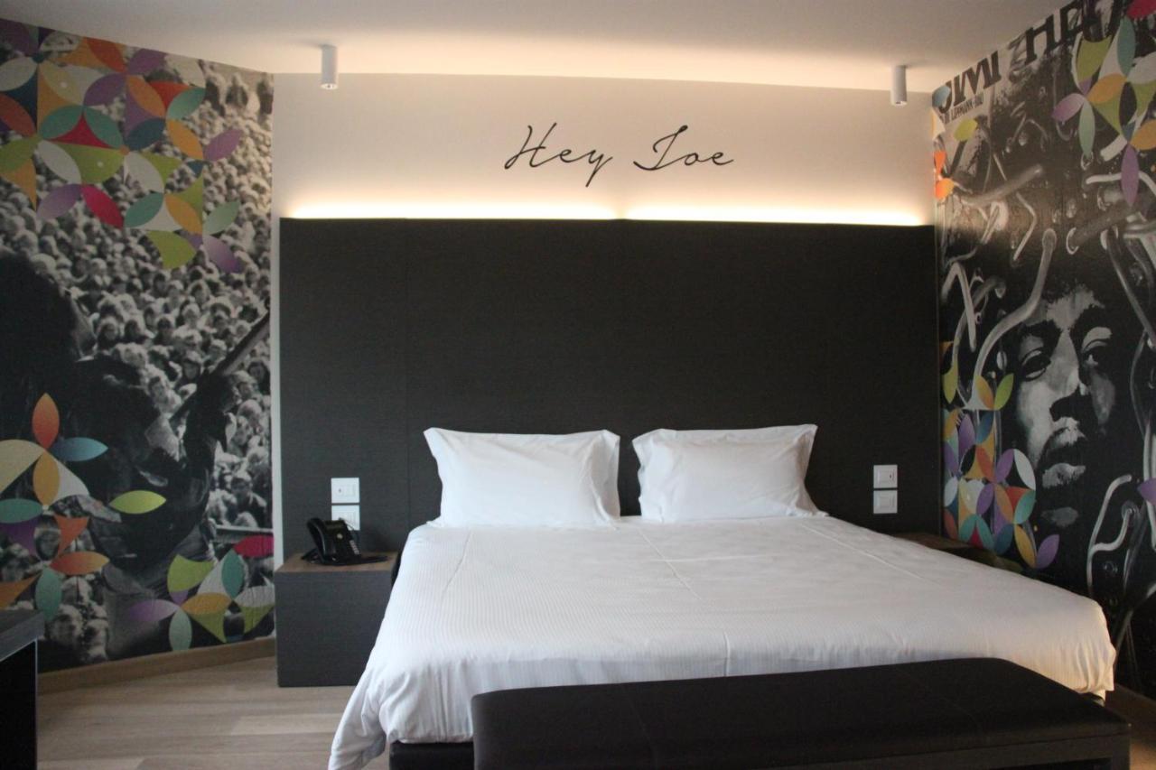 Double Room,933919390:JPEG