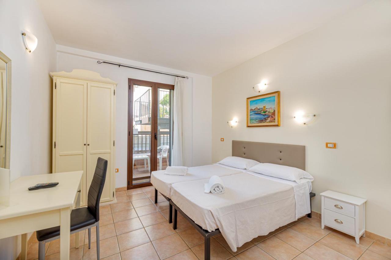 Classic Triple Room Balcony,934276663:JPEG