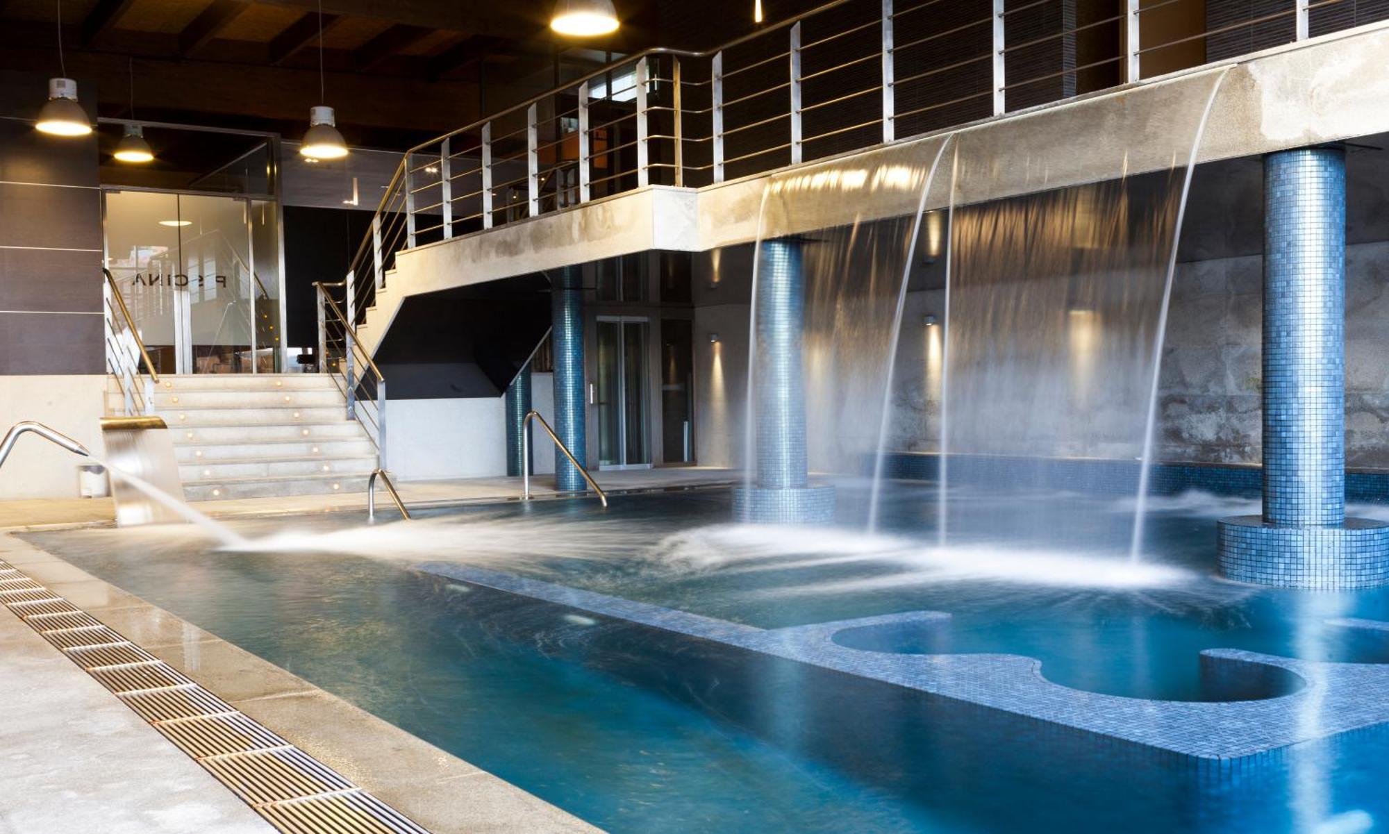 Deluxe Double or Twin Room Spa Access