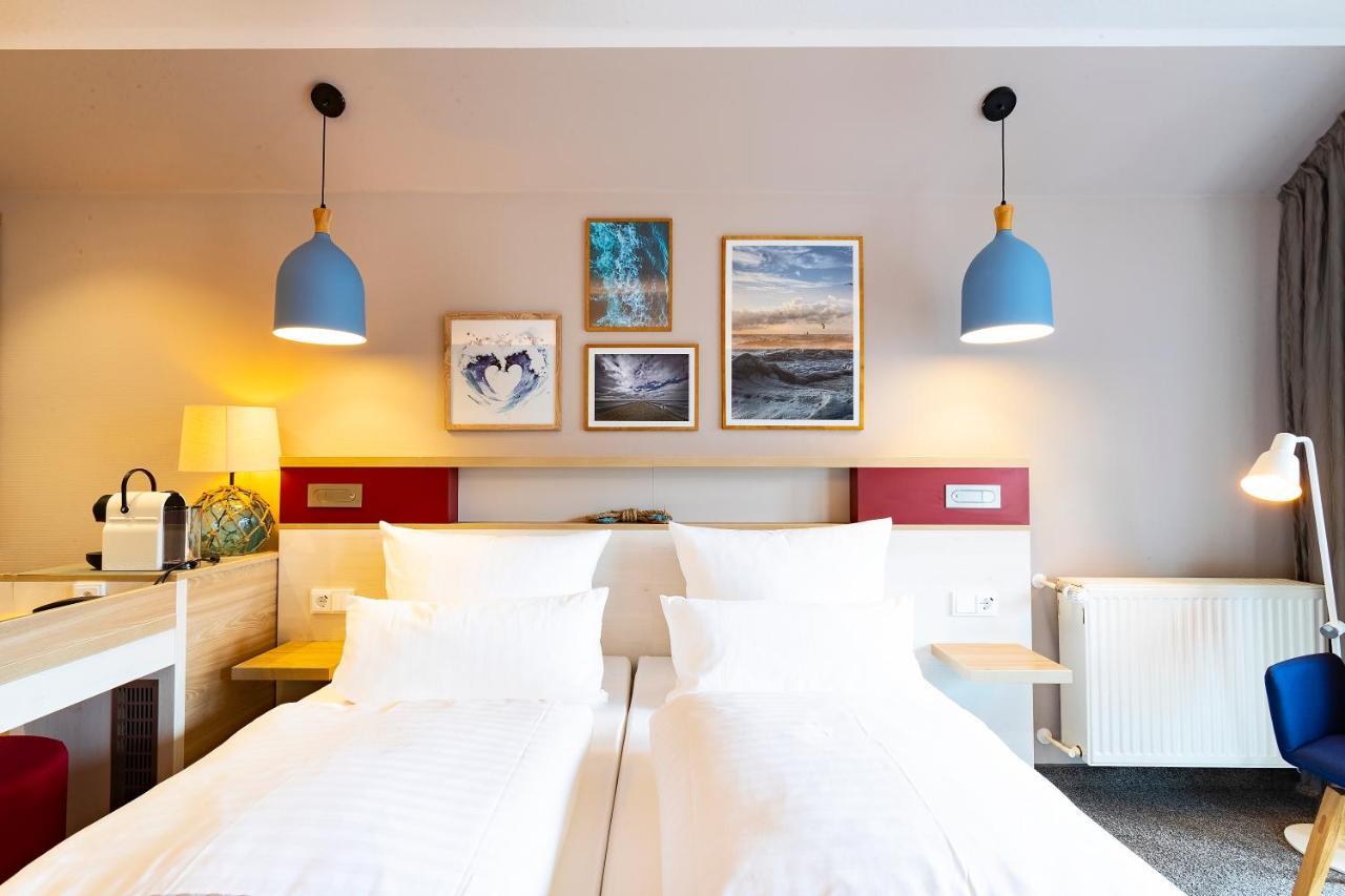 Double Room with Balcony or Terrace,939486961:JPEG